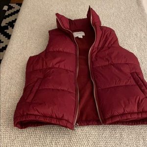 Old Navy Puffer vest, size S